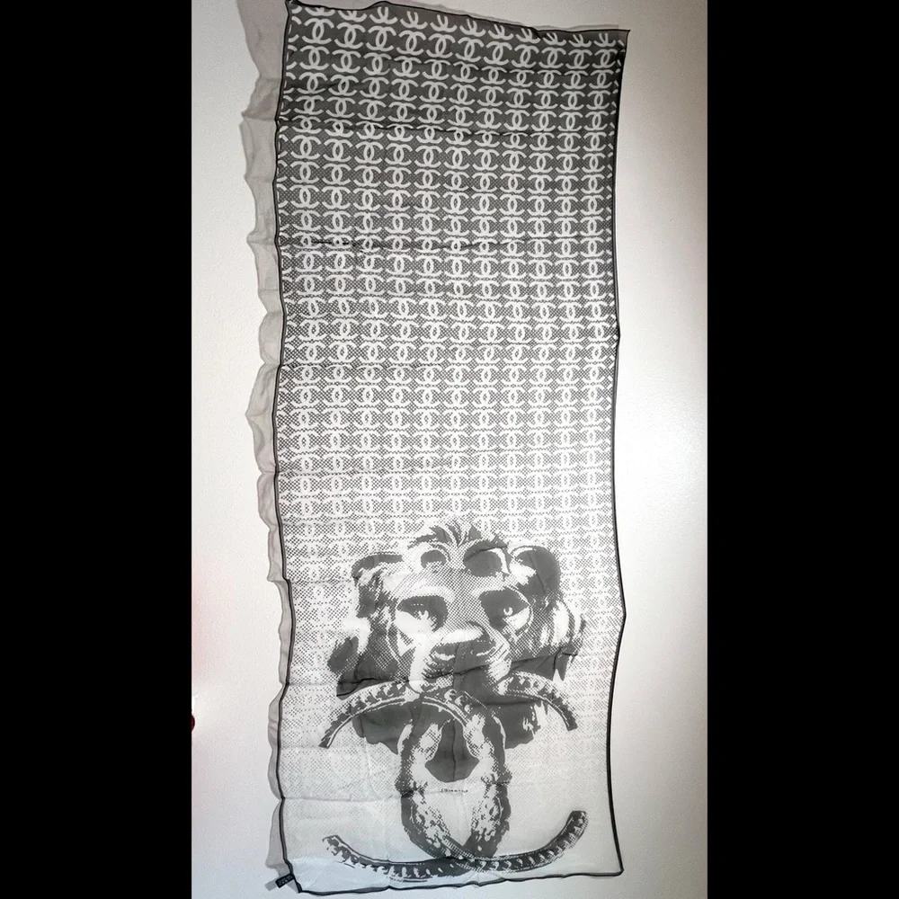 RARE 2010 Spring Chanel Lion Scarf